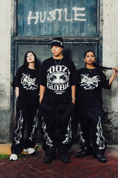 BLACK SIGNATURE HAND TEE